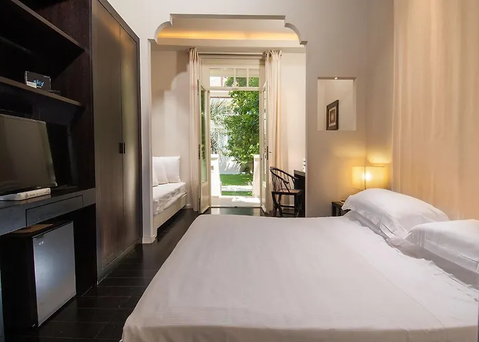 Hotel Carducci 76