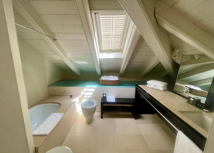 Hotel Carducci 76