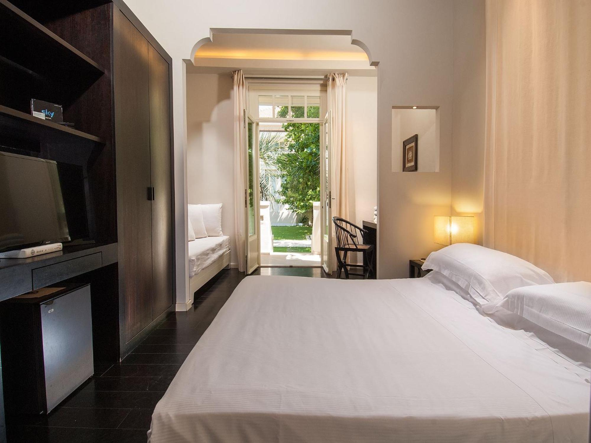 Hotel Carducci 76 Cattolica