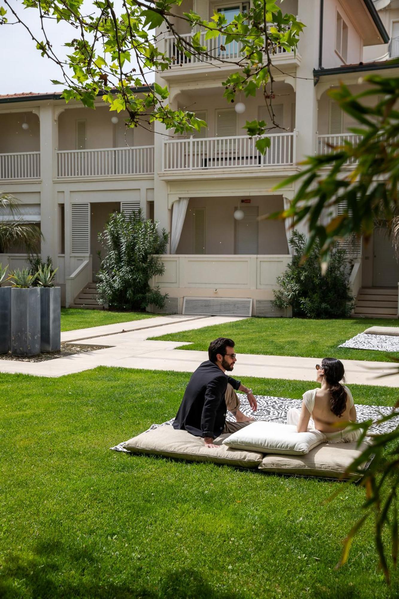Hotel Carducci 76 Cattolica